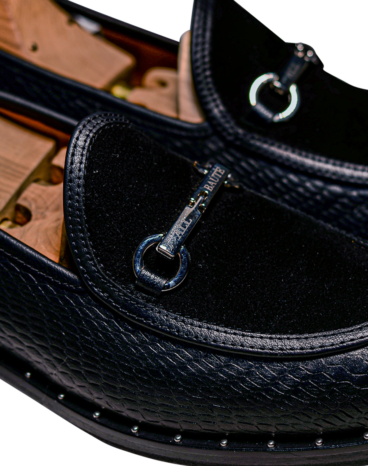 LUXURY FOOTWEAR