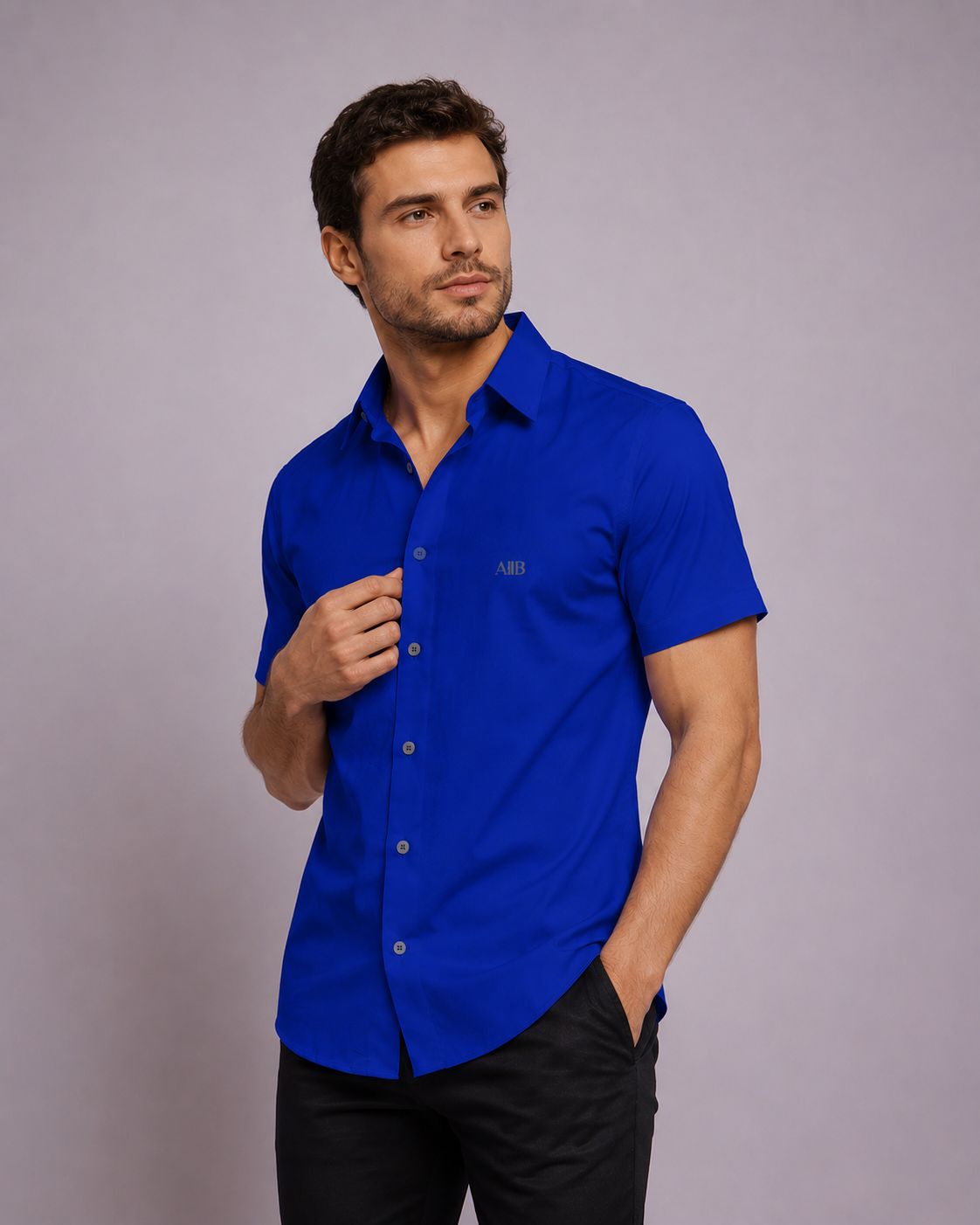 Short-sleeved cotton shirt