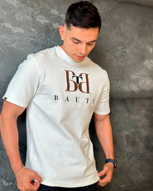Camiseta bordada