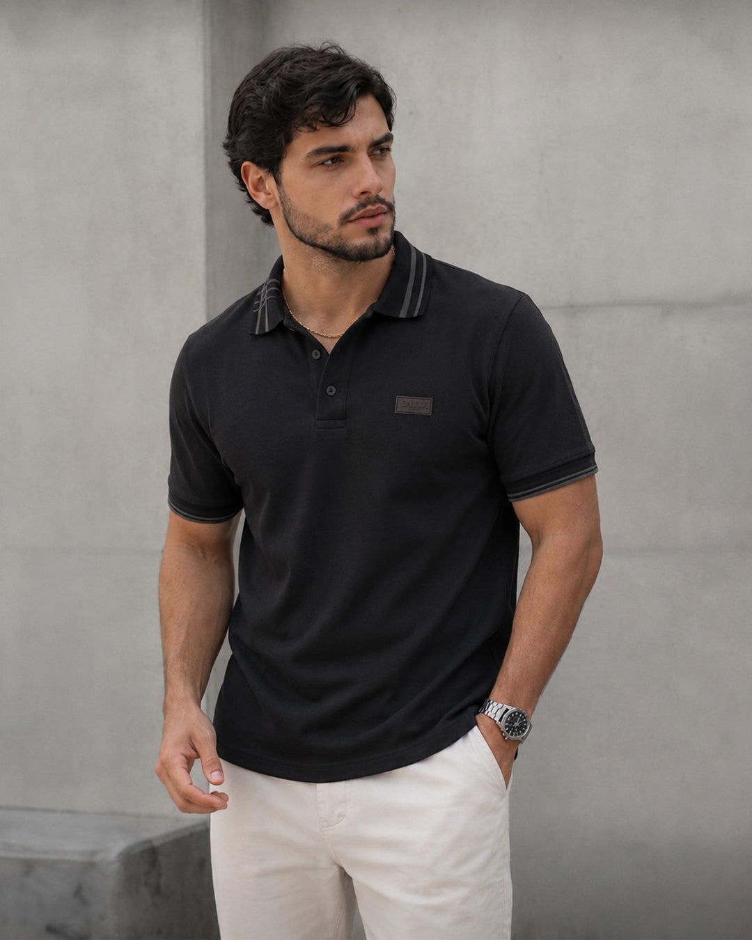 Suéter tipo polo