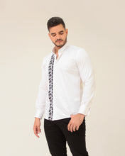 Cargar imagen en el visor de la galería, CAMISA EN ALGODÓN
